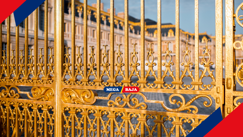 Mengenal Sejarah Panjang Pagar Istana Keindahan