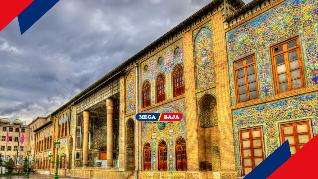 Fondasi Kuat Penopang Struktur Bangunan Megah - Istana Golestan Iran