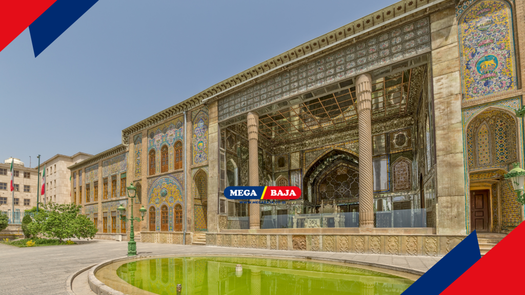 Istana Golestan dibangun dengan pasokan bahan bangunan terbaik di zaman nya