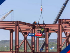 STRUKTUR BAJA: BAGAIMANA TEKANAN PASAR GLOBAL MEMENGARUHI KONSTRUKSI?