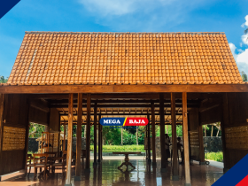 BAGAIMANA DESAIN PAGAR SAUNG PAGUYUBAN KAMPUNG MENJAWAB TANTANGAN ENERGI?