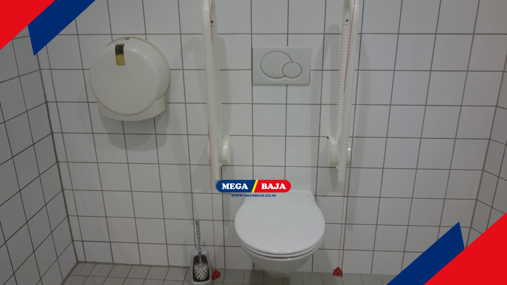 Area toilet dengan tambahan fasilitas disabilitas membutuhkan kekuatan struktural yang jauh lebih tinggi