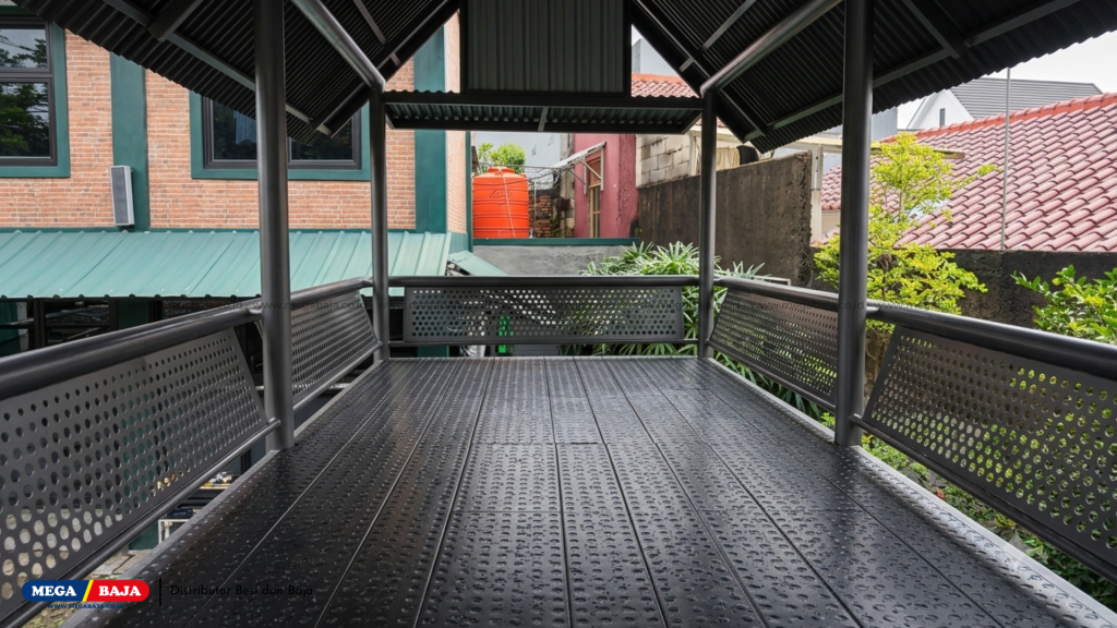 Memahami Esensi Desain Mega Deck Mezanin Metal dalam Arsitektur Urban