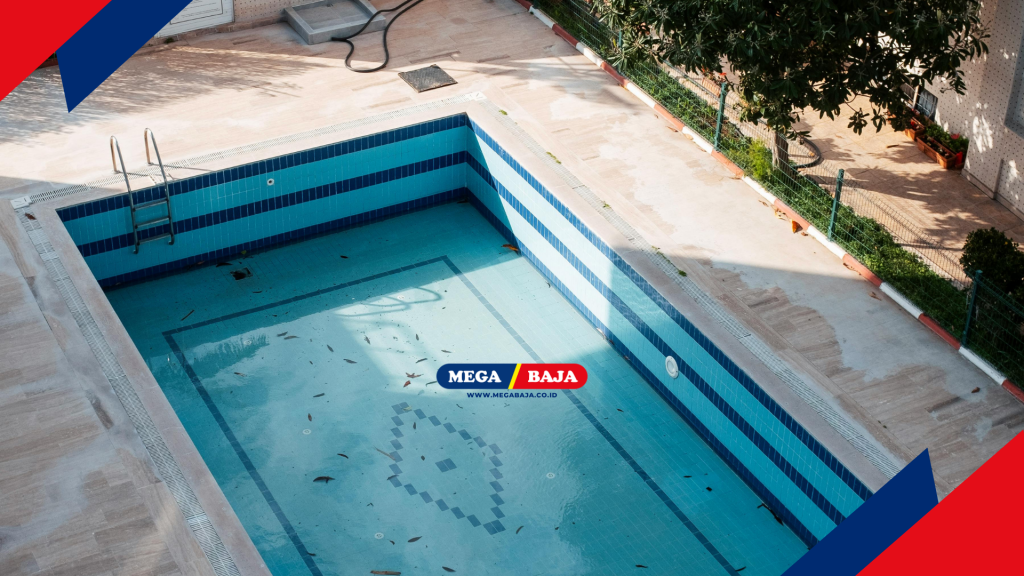 Aspek visual kolam indoor sangat dipengaruhi oleh permainan warna dinding