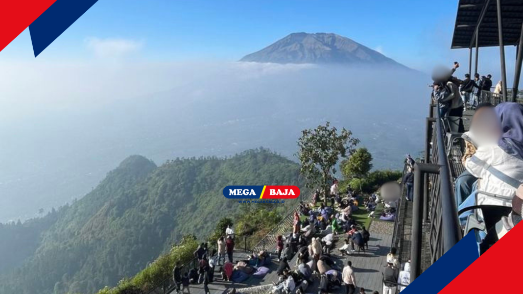 Konstruksi modern di area perbukitan Magelang - Telomoyo - Pinterest