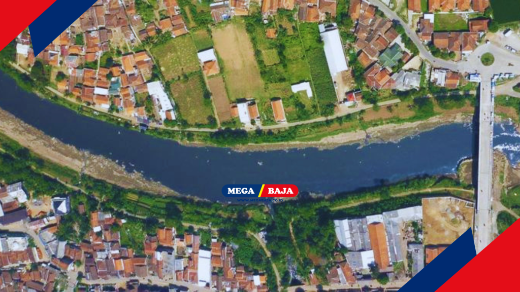 Sungai di Bandung