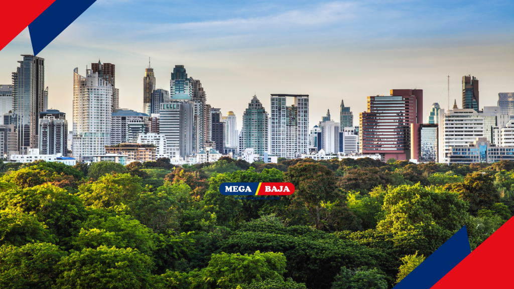 Panorama Bangkok Thailand yang epik dan Hijau