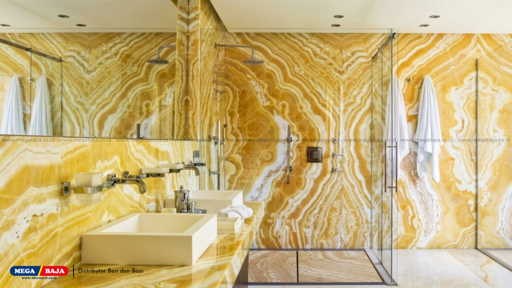 Cantiknya Kamar Mandi dengan sentuhan marmer pada dinding