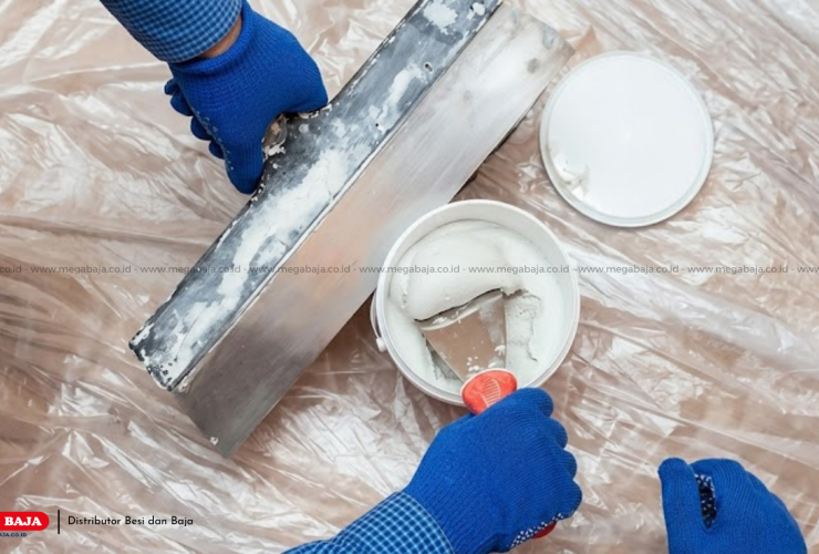 Mengenal Perbedaan Utama Plaster dan Gypsum untuk Efisiensi Proyek Konstruksi Anda