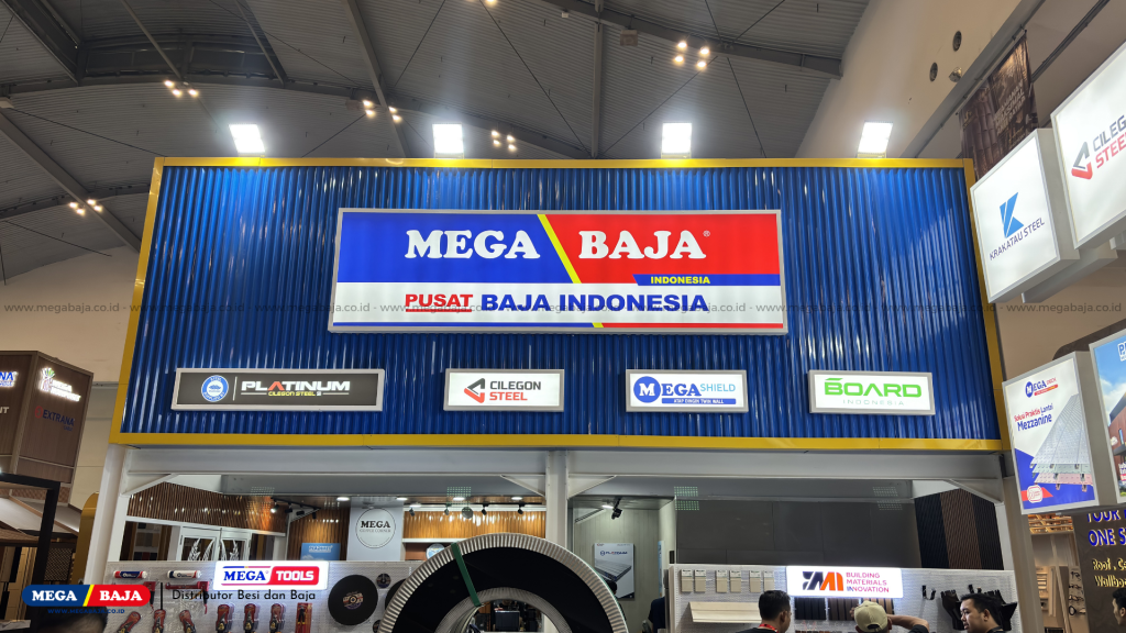 Mega Baja: Berdiri Sejajar di Antara Para Raksasa
