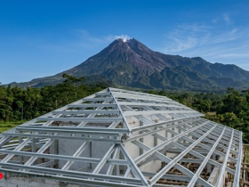 Baja Ringan Cilegon Steel : Cocok untuk Struktur Atap Modern Di Yogyakarta