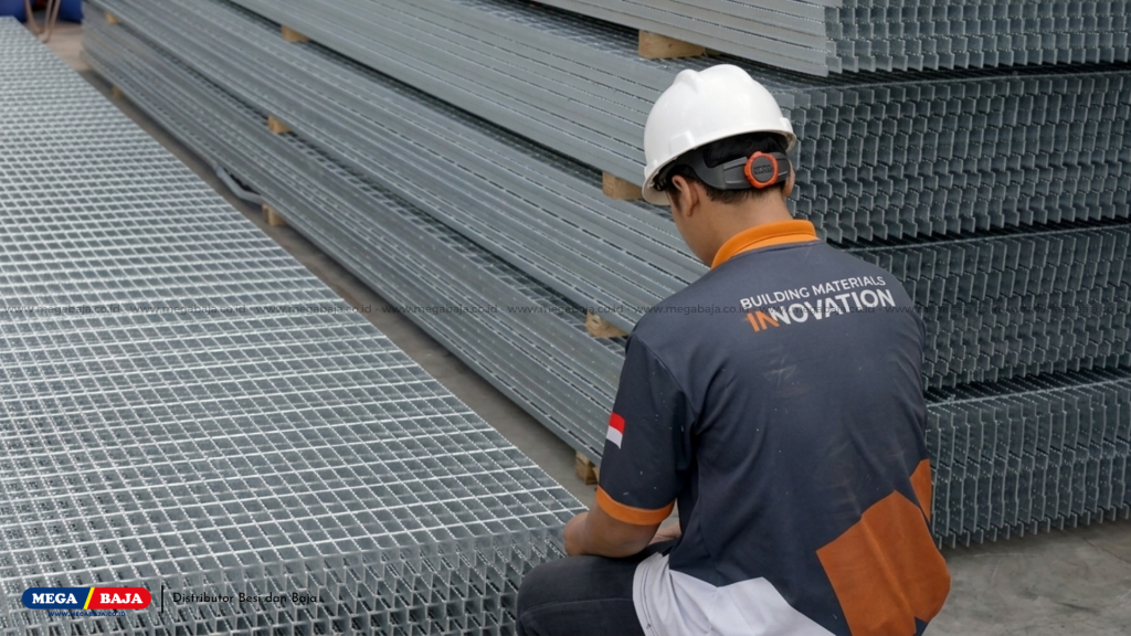 Mega Grating diproduksi dengan pengawasan ketat
