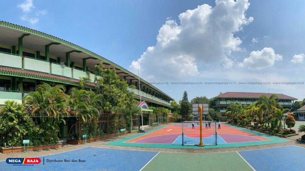 IlustrasI sekolah SMA yang bersih dan sehat