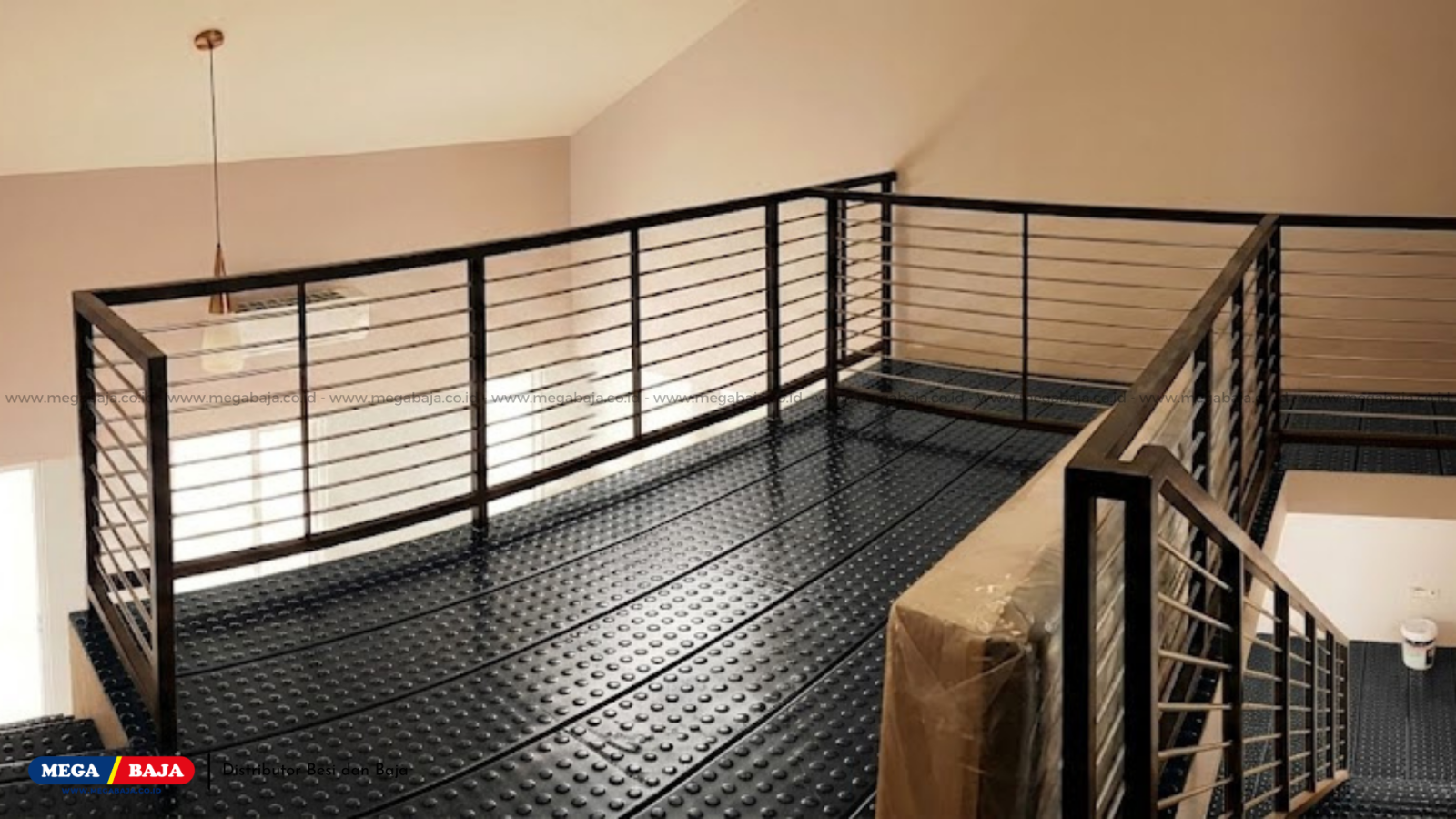Solusi Cerdas Menambah Ruang Mezzanine Praktis Tanpa Pengecoran Beton Bersama Mega Deck Mega Baja
