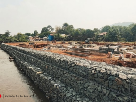 Panduan Analisis Tanah Dekat Sungai dan Aplikasi Bronjong Baja Bangunan