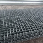Solusi Efisien Kawat Loket Mega Mesh PVC Welded untuk Proyek Industri dan Arsitektur Modern