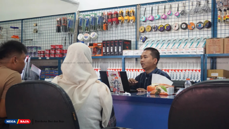 edukasi marketing mega baja terhadap konsumen