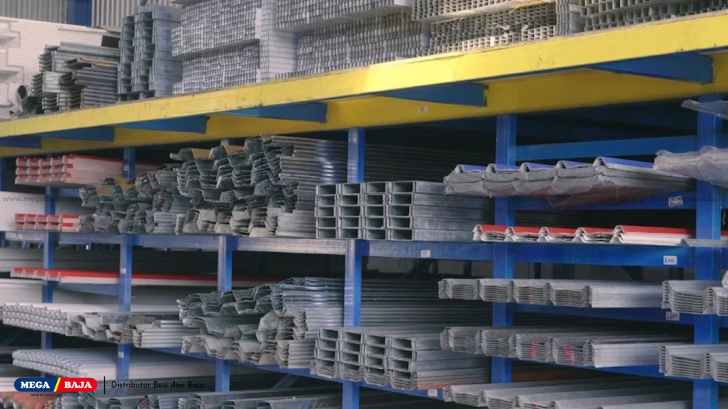 Ketersediaan barang yang sangat lengkap, mulai dari atap UPVC, atap spandek, bondek, hingga baja ringan