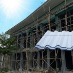 Solusi Perlindungan Bangunan Bebas Panas Dan Hujan Dengan Mega Shield Atap Dingin
