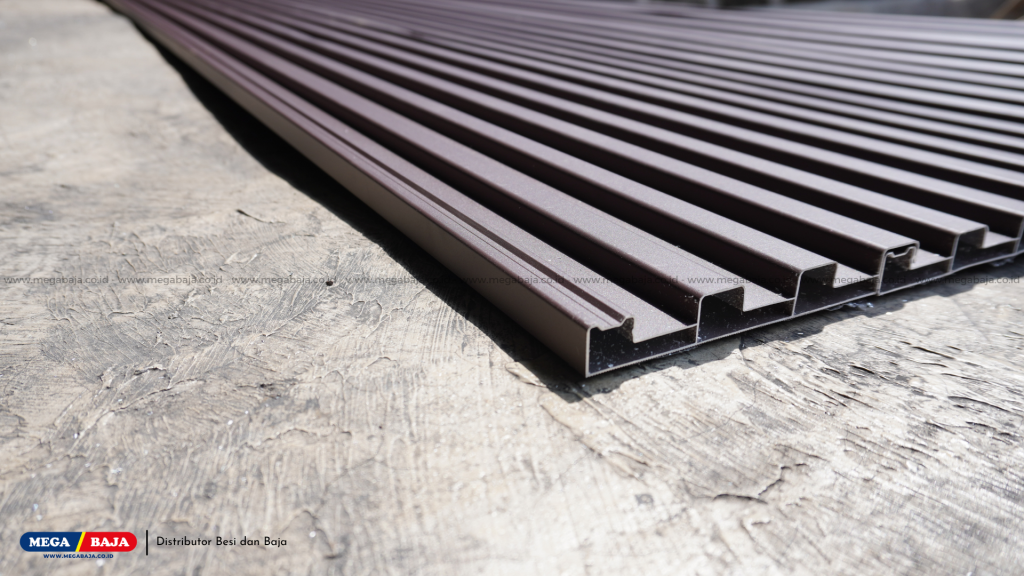 Mega Flutalum hadir memberikan sentuhan modern melalui tekstur fluted yang unik