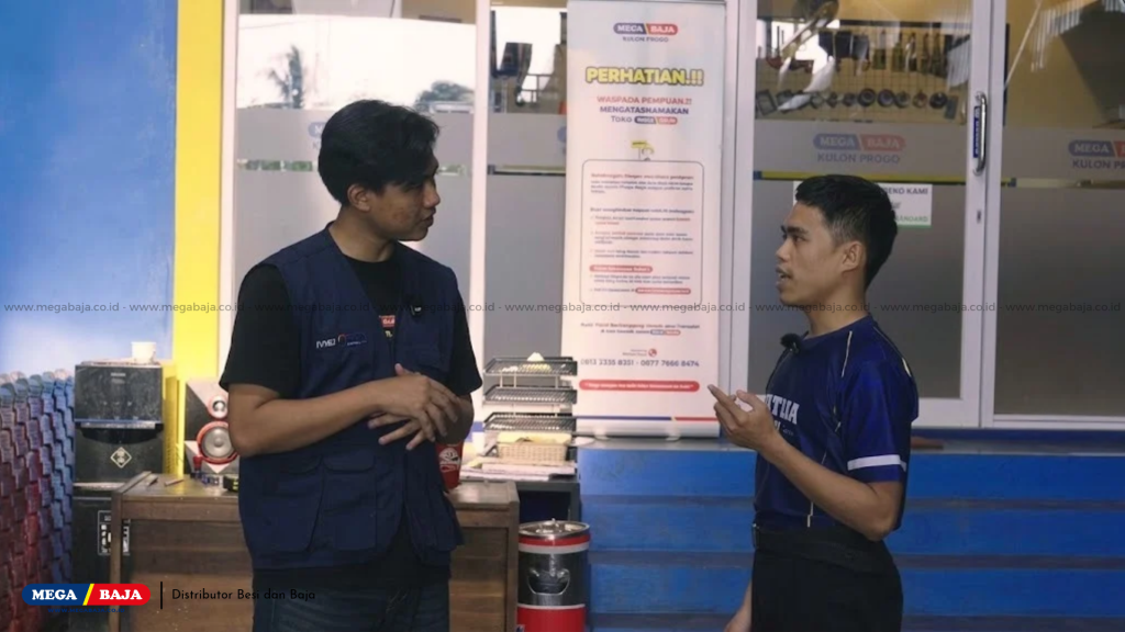 Berkonsultasi secara mendalam dengan tim marketing profesional terkait spesifikasi teknis produk - Marketing Mega Baja Kulon Progo