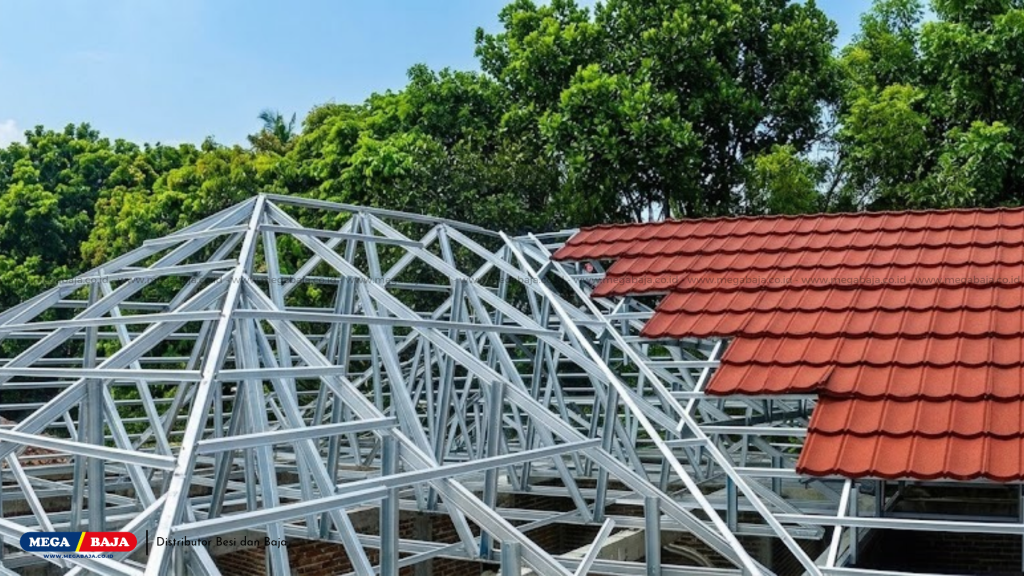 Panduan Memilih Material Atap Rumah yang Aman dari Gangguan Monyet - Baja Ringan dan Atap Metal