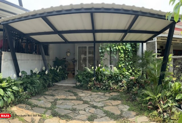 Inspirasi Kanopi Taman Mini di Rumah : Kombinasi Besi Hollow Hitam Yang Cocok