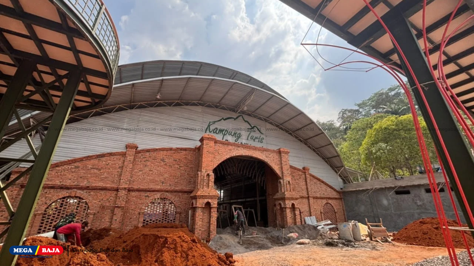 Proyek Kampung Turis Karawang Sudah 80 % : Kolaborasi Tangguh Bersama Mega Baja !