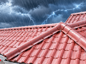 Bikin Atap Kokoh Tanpa Bikin Kantong Bolong: Alasan Mega Roof Jadi Solusi Praktis Bangunan Modern